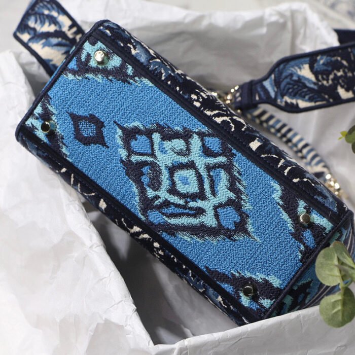 02F3AB1D-1FF6-ED60-3A84-CAE6F9AEA91D 02F3AB1D-1FF6-ED60-3A84-CAE6F9AEA91D