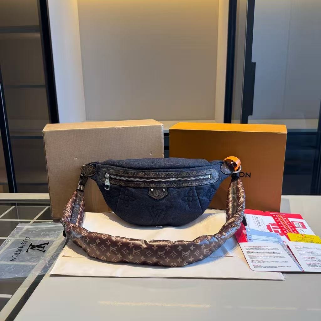 LouisV High Rise bumbag M26542(39*17cm)