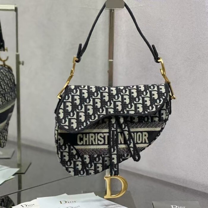 0E897349-1634-394F-CF87-F289C1AD04B0