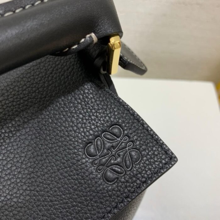 3b672d52-765f-41d4-ac8e-327ffb3be779 3b672d52-765f-41d4-ac8e-327ffb3be779