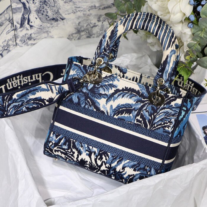 4478A289-5E92-9CC9-E9CC-D638497272FD 4478A289-5E92-9CC9-E9CC-D638497272FD