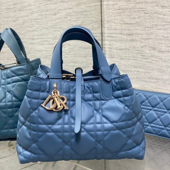 9929a34d84597e618e848c25e5998e22