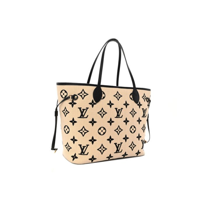 Louis-Vuitton-undefined-image-4-of-10