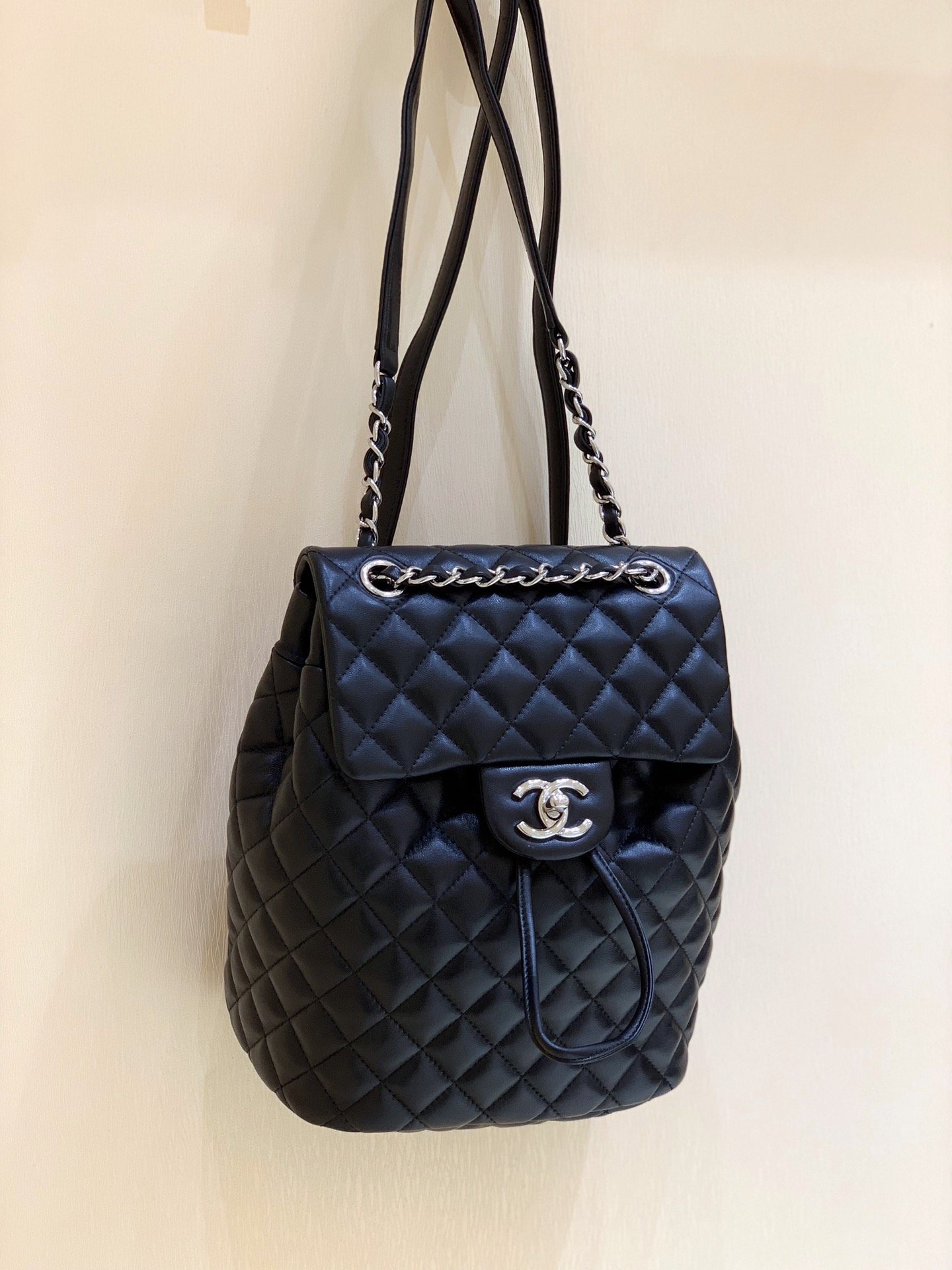 Chanell Backpack -20x25x1CM