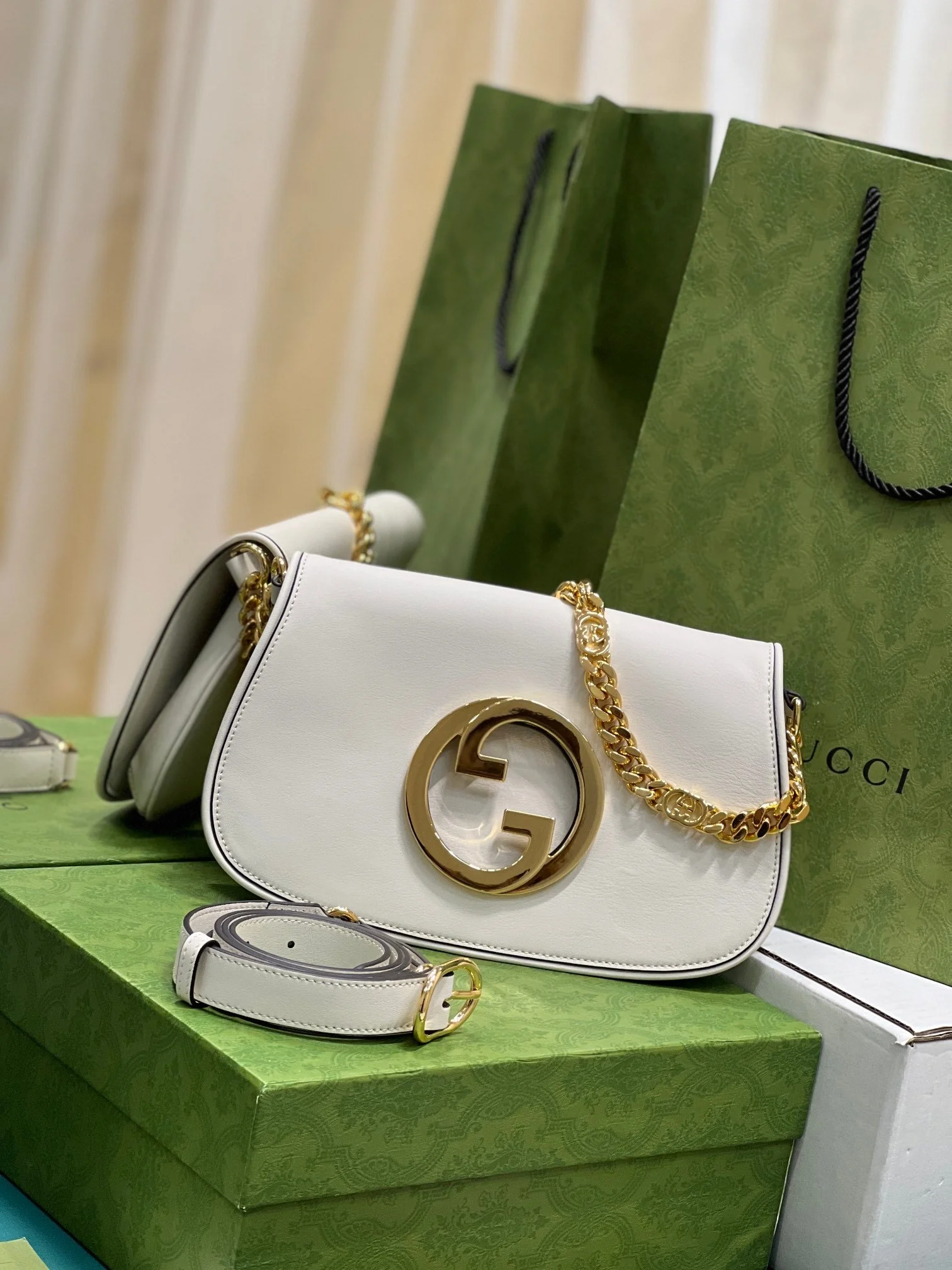 Gucci Blondie Shoulder Bag-28*16*4CM