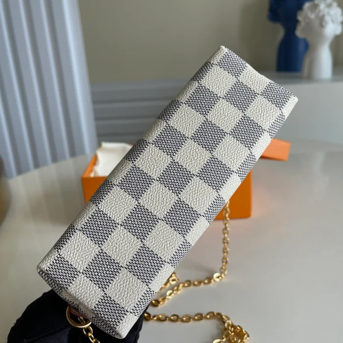 bag-2032435_3_
