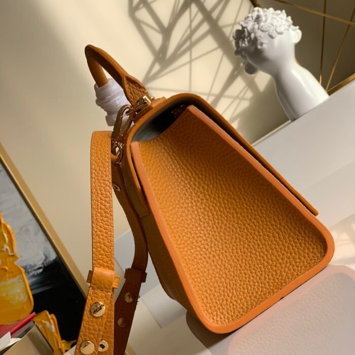 bag-2065332_4_