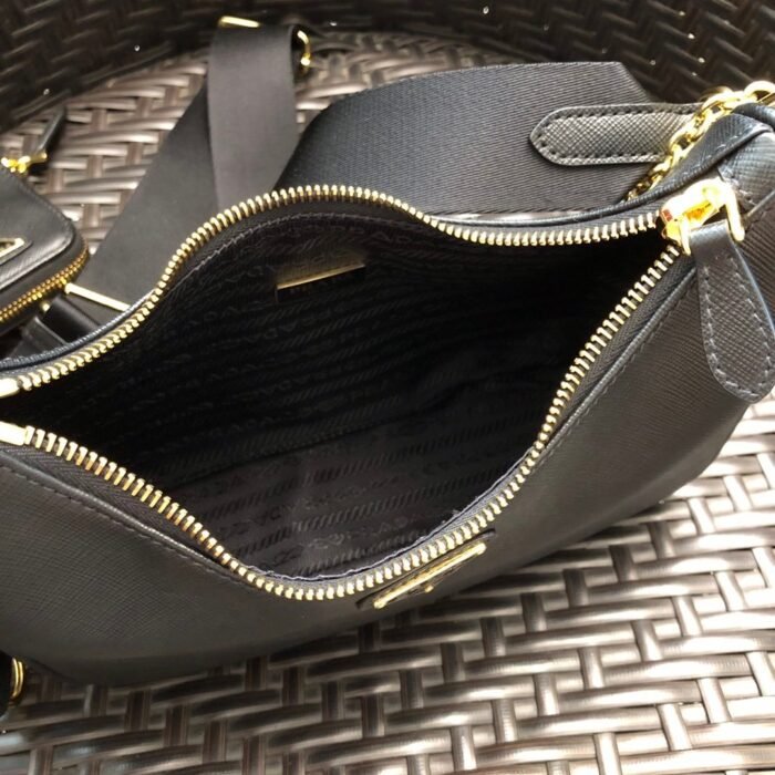 bag-2223232_4_