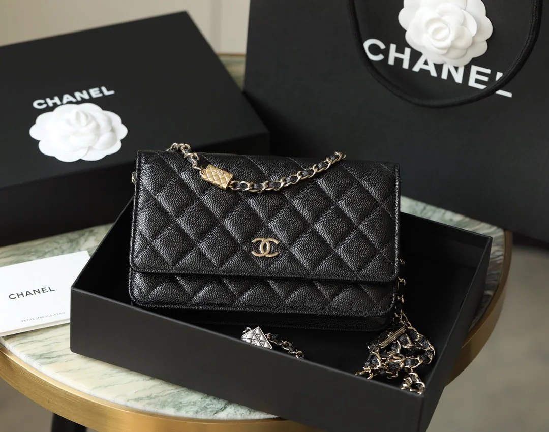 Chanell Wallet On Chain-19*12*3.5CM