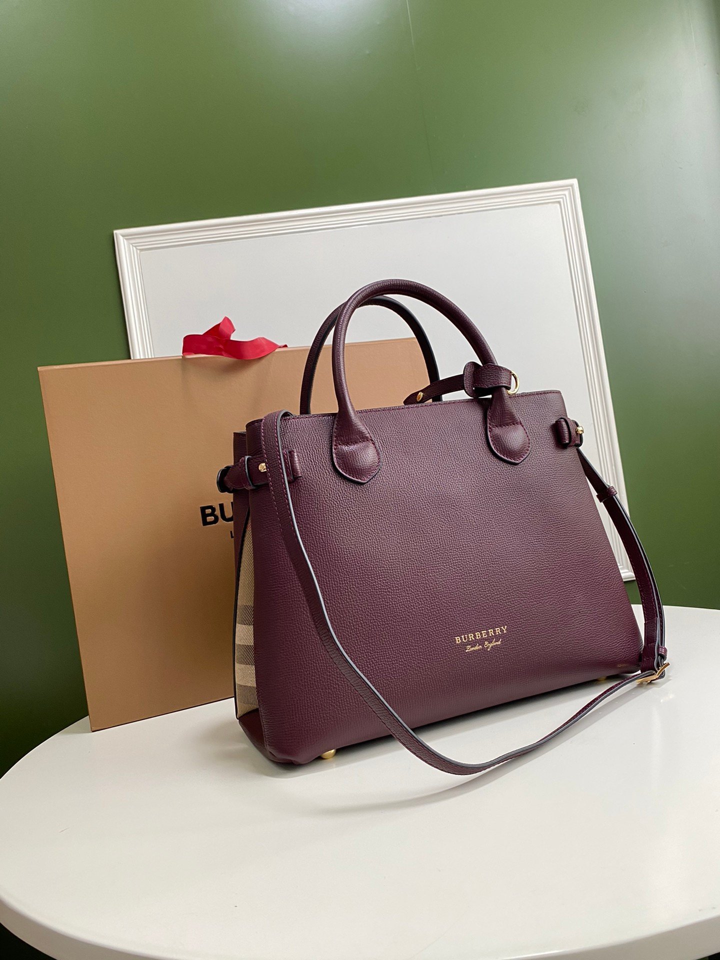 Burberry The Banner-34*16*25CM