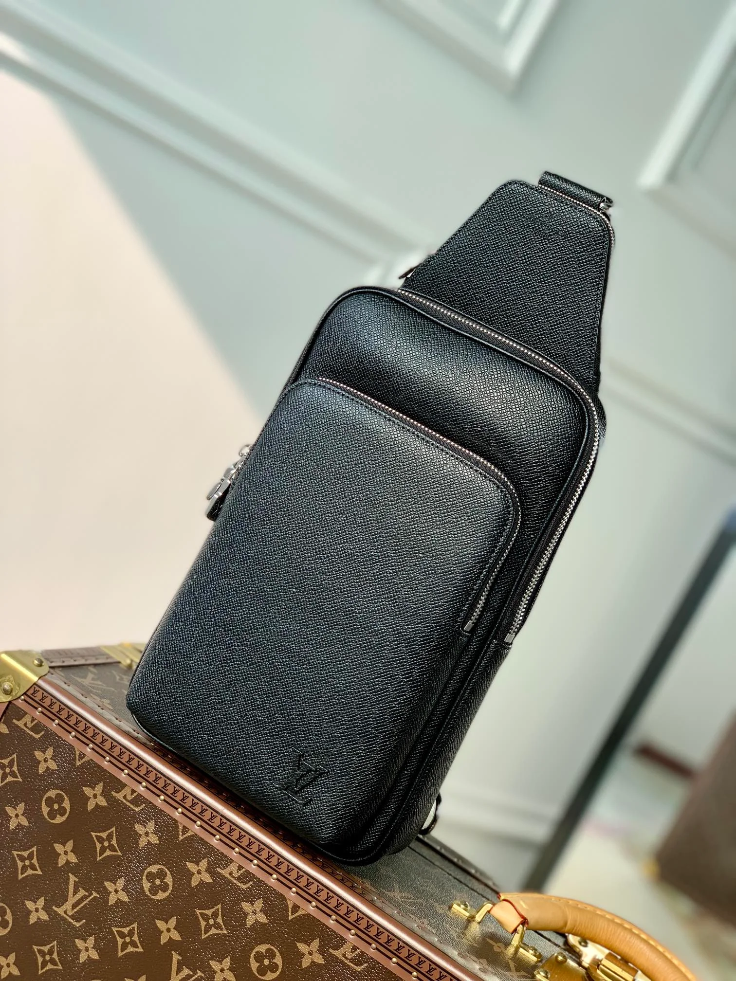 Louis Vuitton Damier Graphite Avenue Bag-20 *31 x*10CM