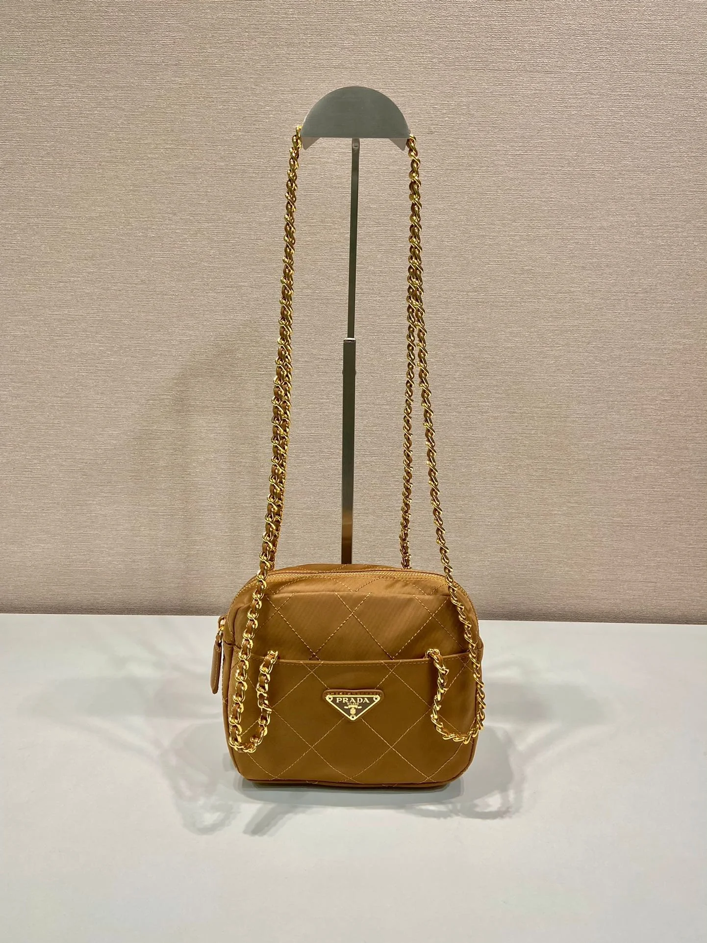 Prada 1BD632 Vintage Bag-19*14*6CM