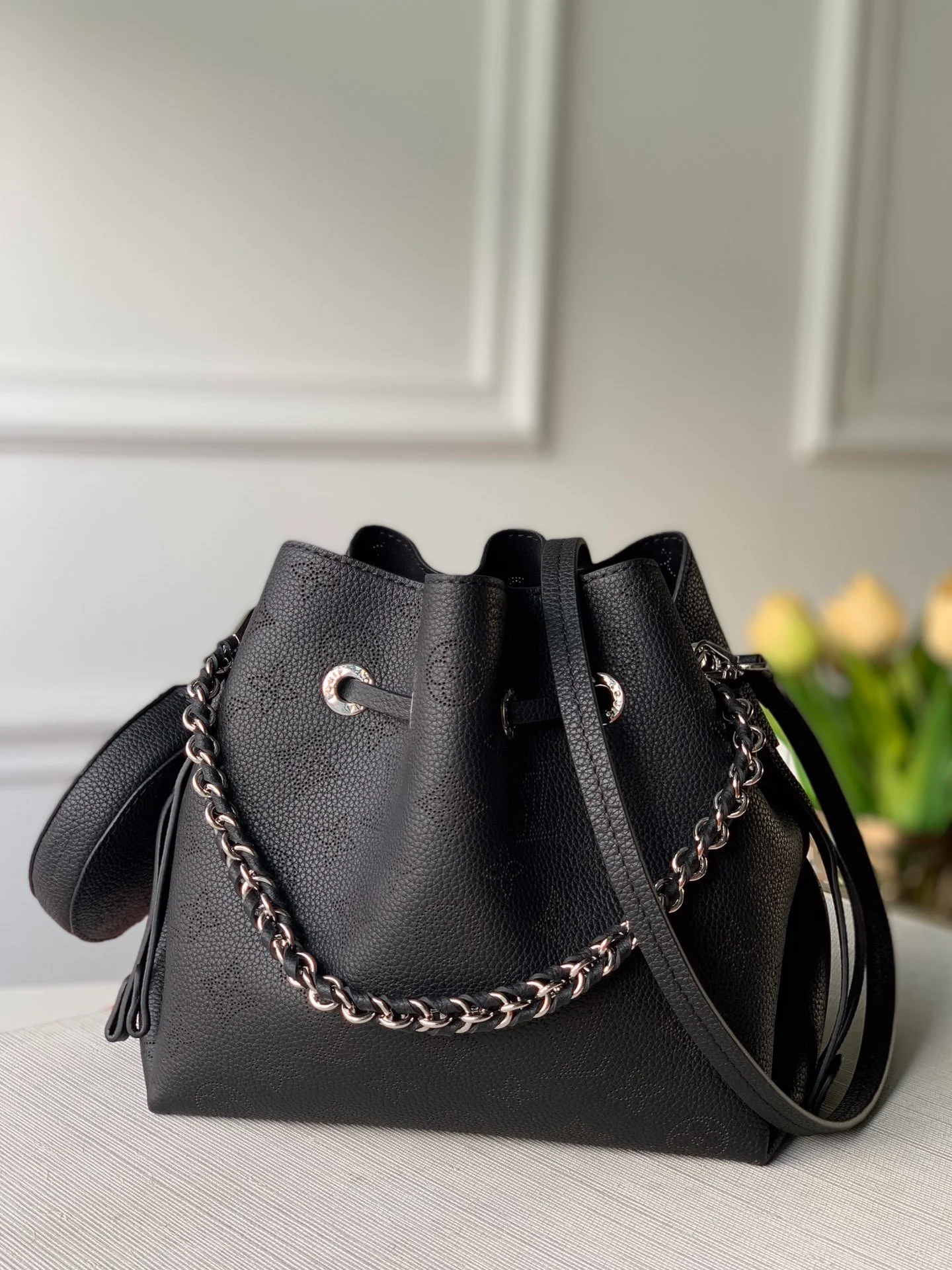 Louis Vuitton Bella Tote Bag-M57201-19*22*14CM