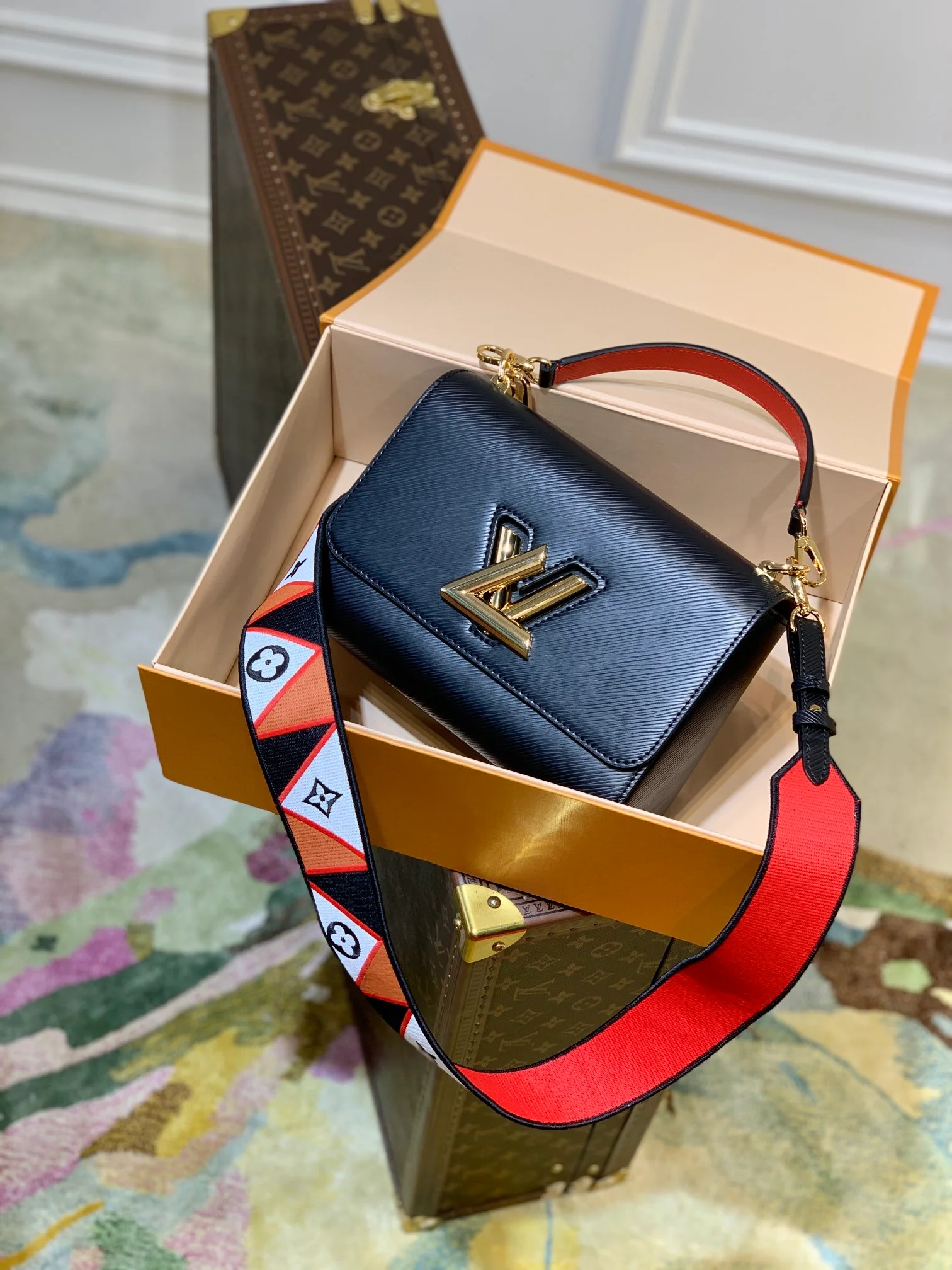 Louis Vuitton Twist MM-23*17*9.5CM