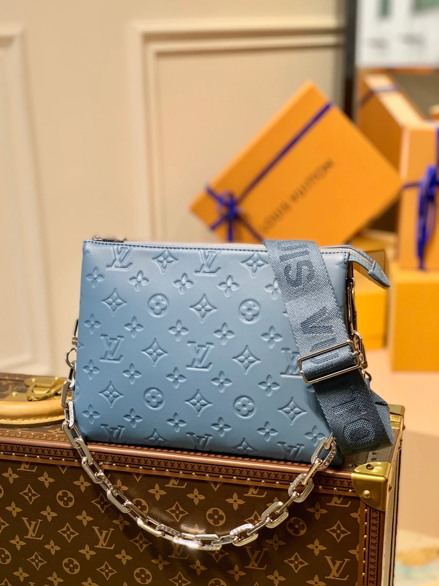 Louis Vuitton Coussin Handbags-26*20*12CM