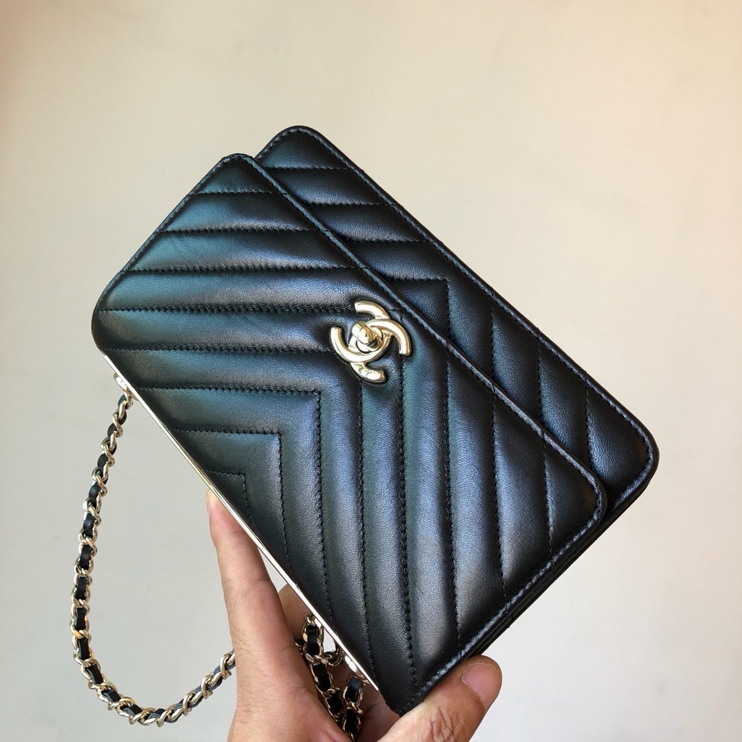 Chanell Trendy Woc-19.5CM