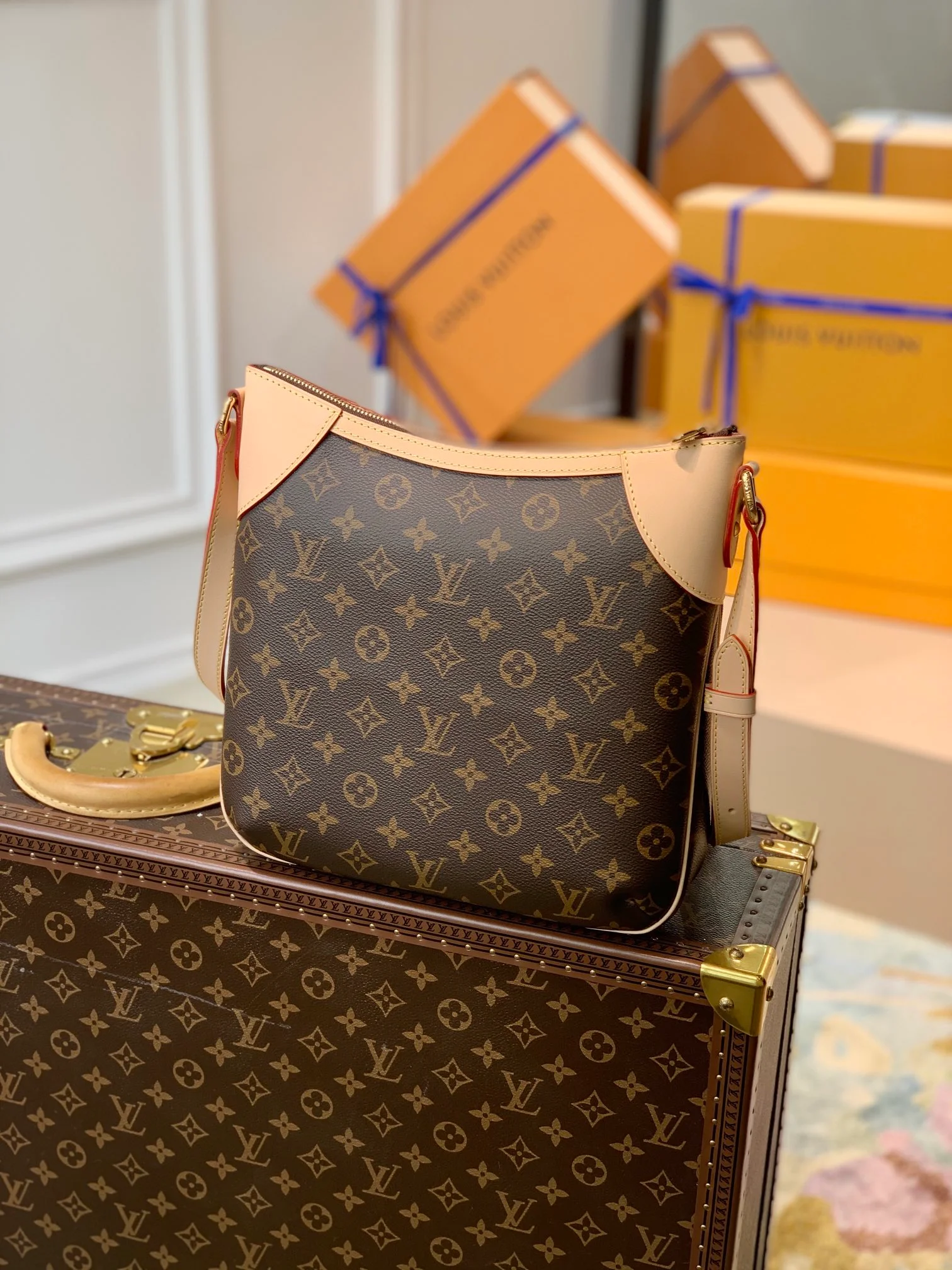 Louis Vuitton Odeon Handbags-M56390-26* 29*7CM