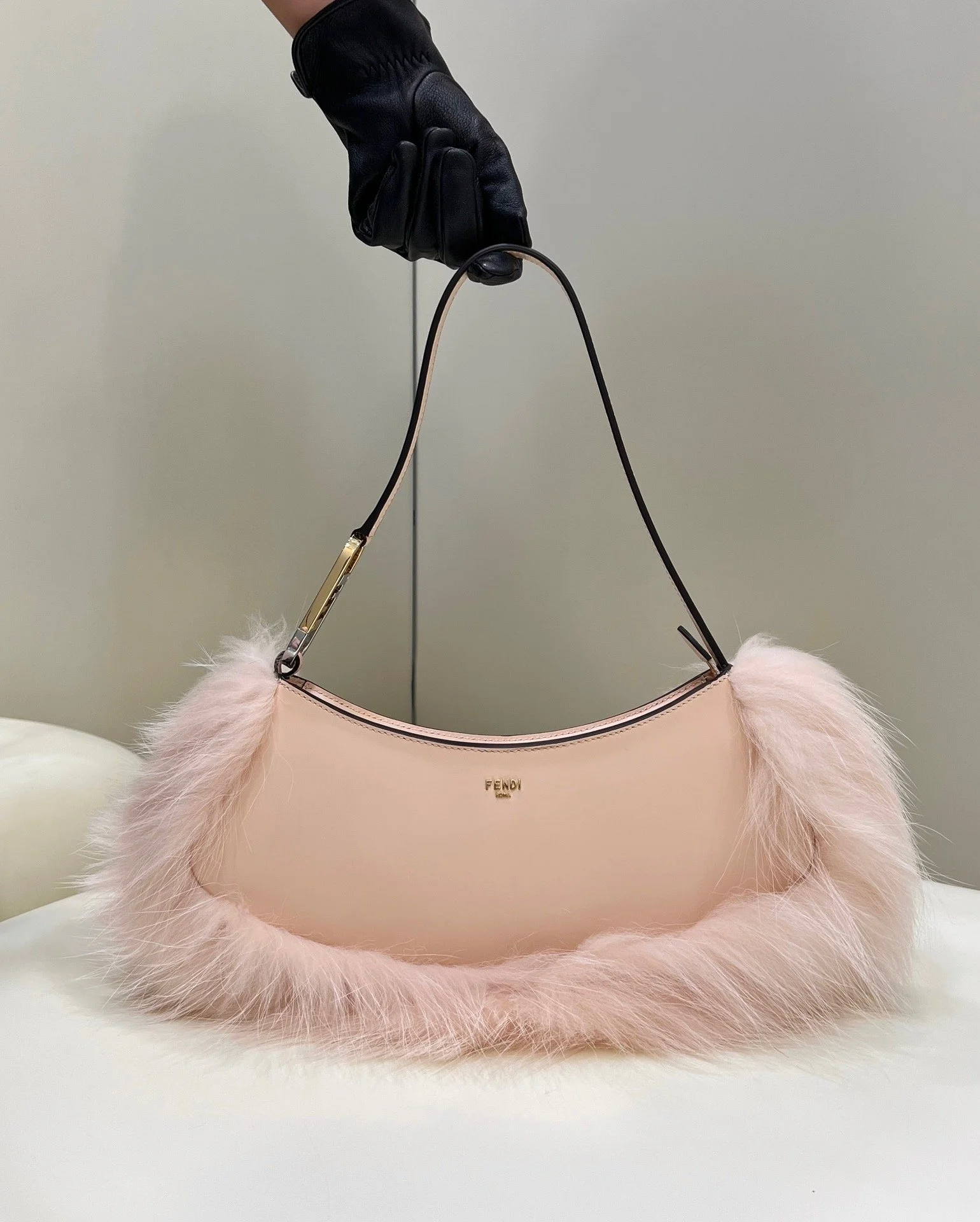 Fendi O-lock Clutch Bags-32*11*5CM