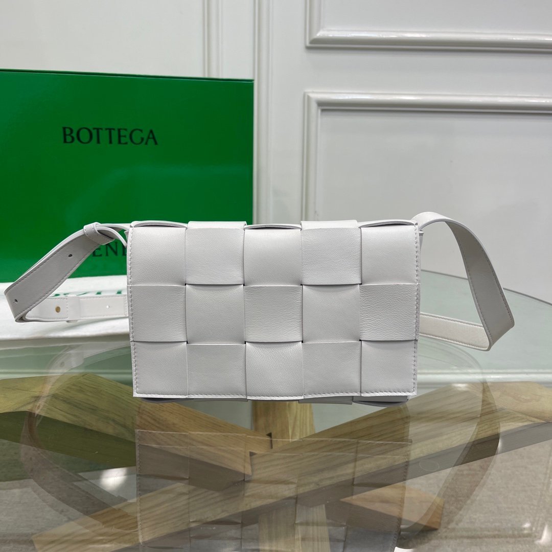 Bottega Veneta Crossbody Bag-23*15*6CM