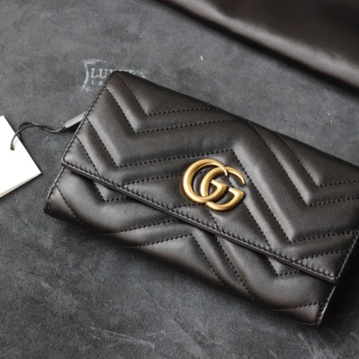 gucci_wallet-11x8_6_