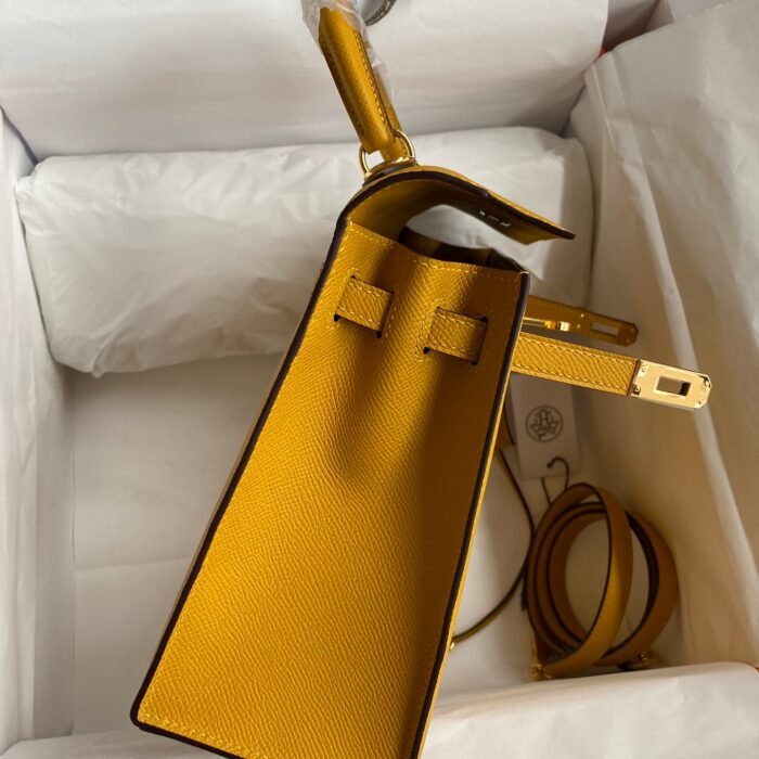 heb-11734321wetrewterte_5_