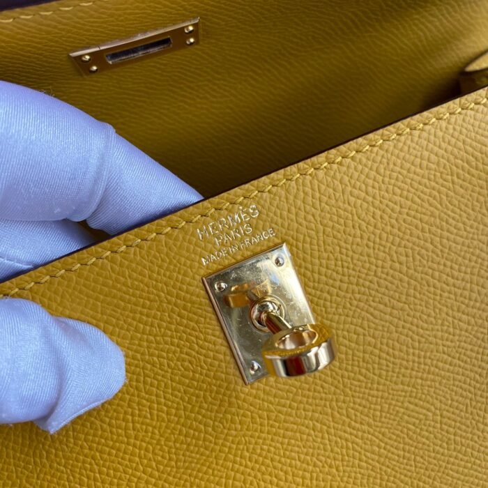 heb-11734321wetrewterte_7_