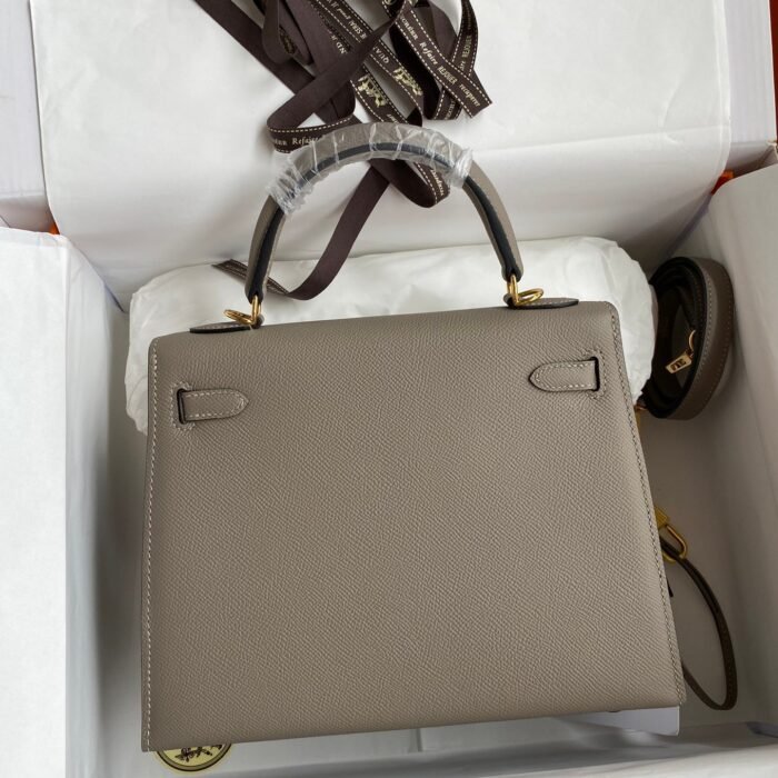 heb-11754312tertererre_2_