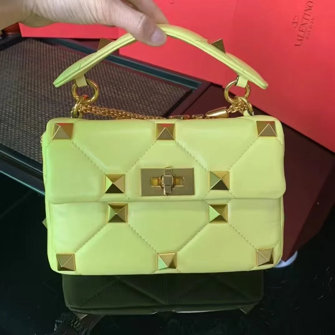 Valentin0 Garavani Roman Stud Size-25✖️16✖️10CM