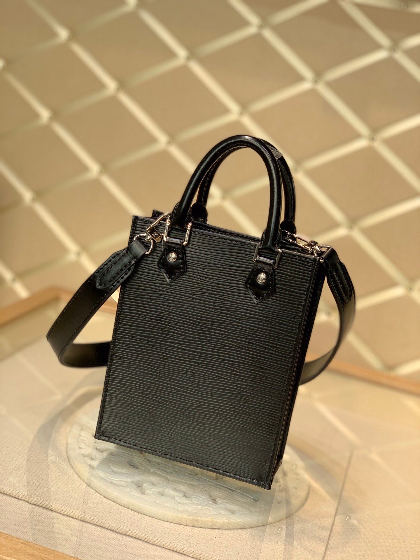 Louis Vuitton Petie Sac Plat Tote-17*14*5.5CM