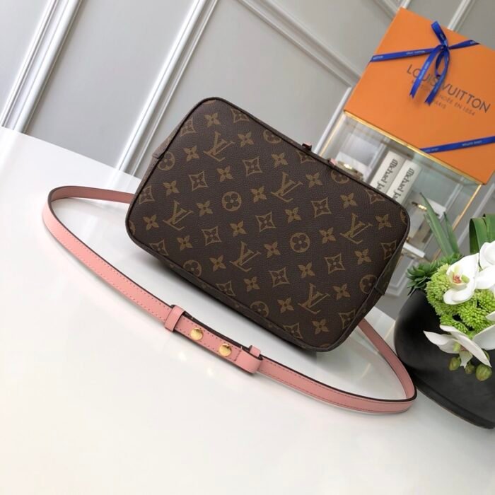 lvbag-1543383rwerew_2_
