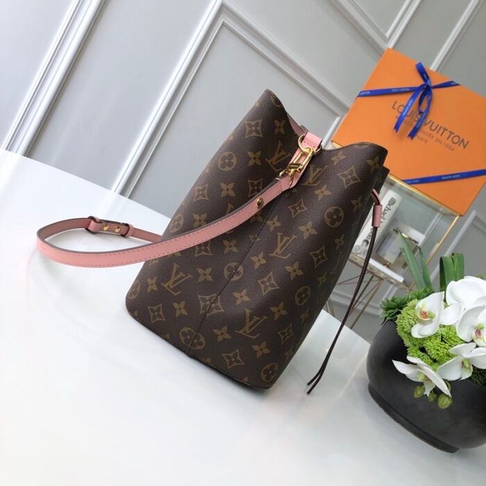 lvbag-1543383rwerew_4_