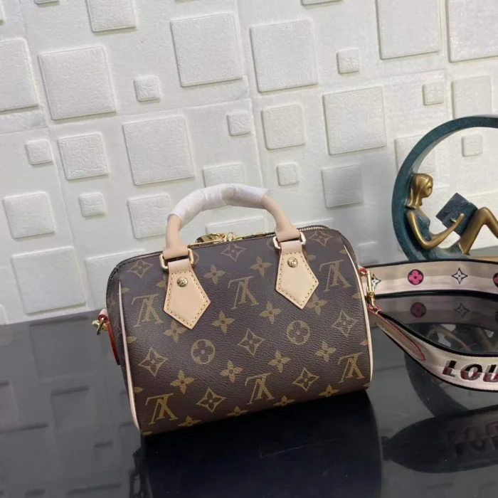lvbag-165443_2_