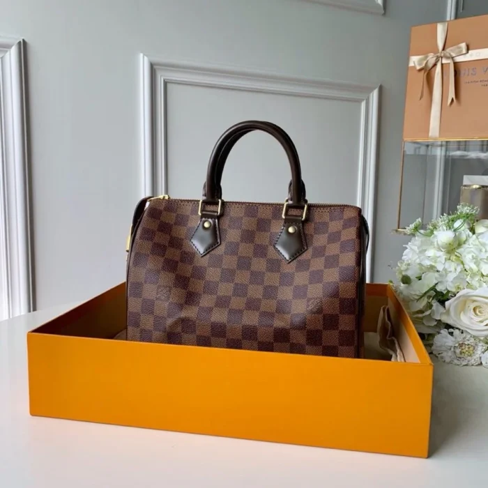 lvbag-3432346_3_