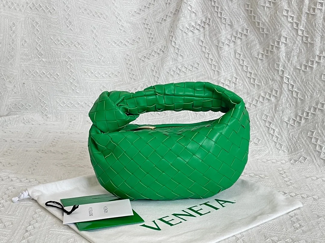 Bottega Veneta Small Hobo Bag-27*22*3CM