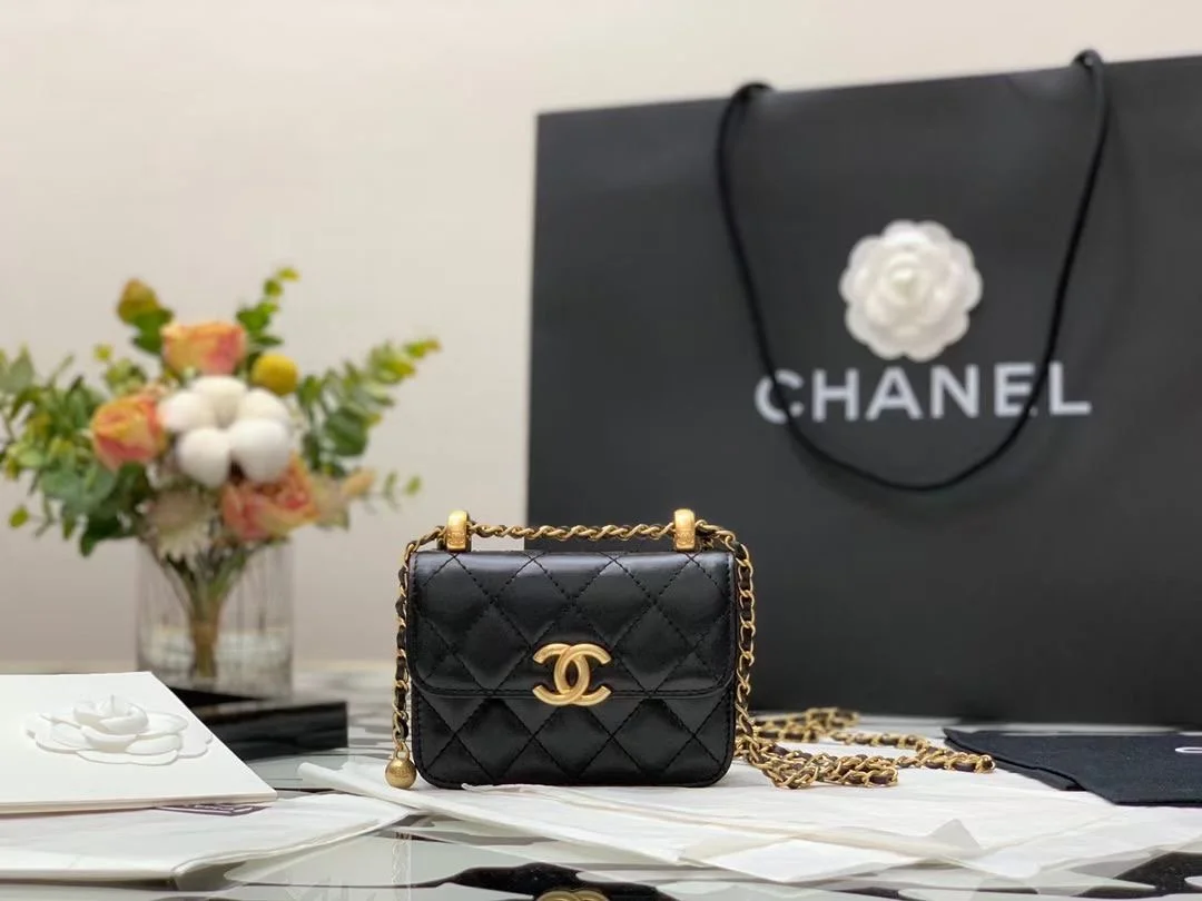 Chanell Quilted Pearl Crush Clutch With Chain Bag-12*9*2CM
