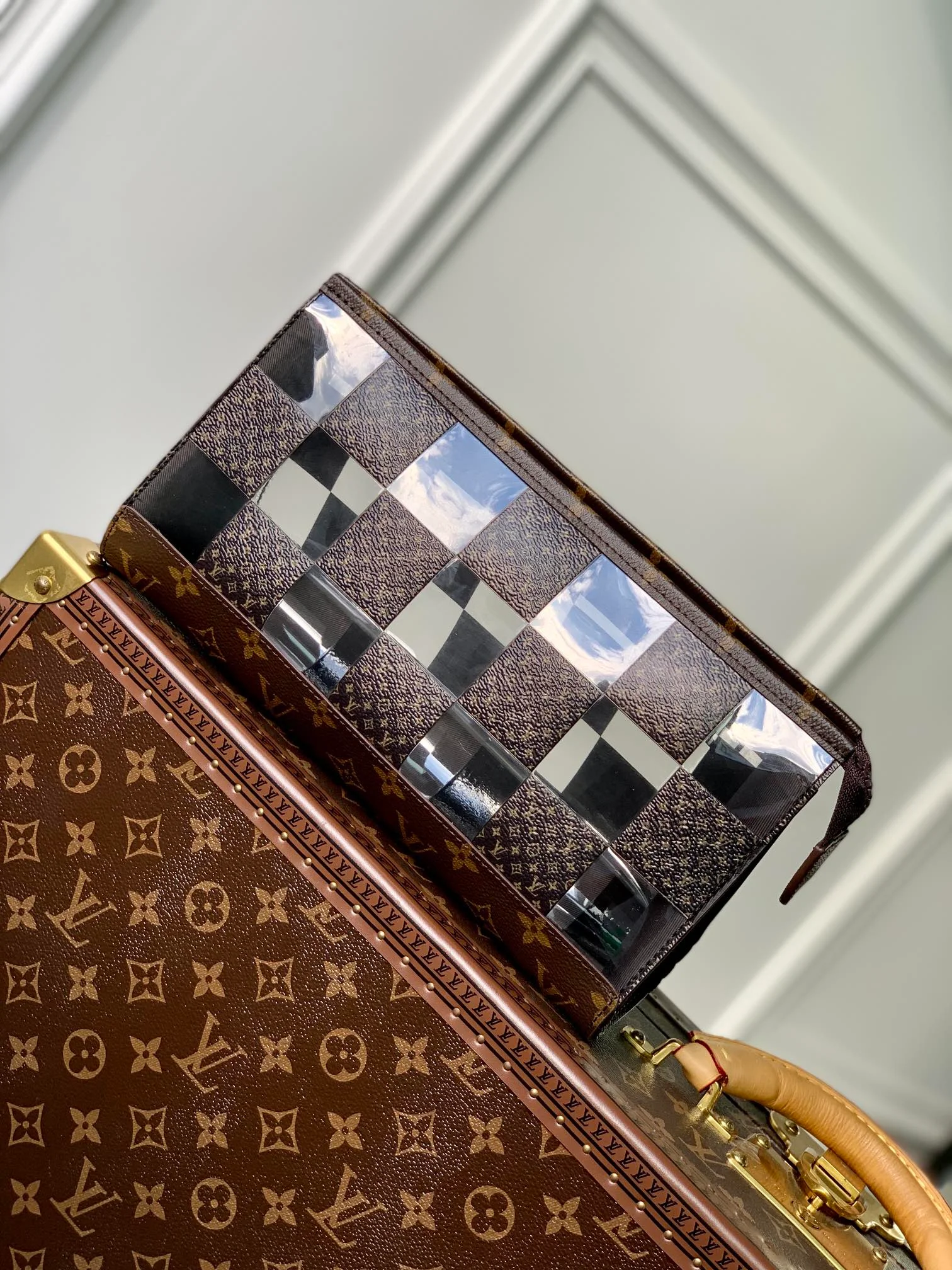 Louis Vuitton Standing Pouch-25*15*9CM