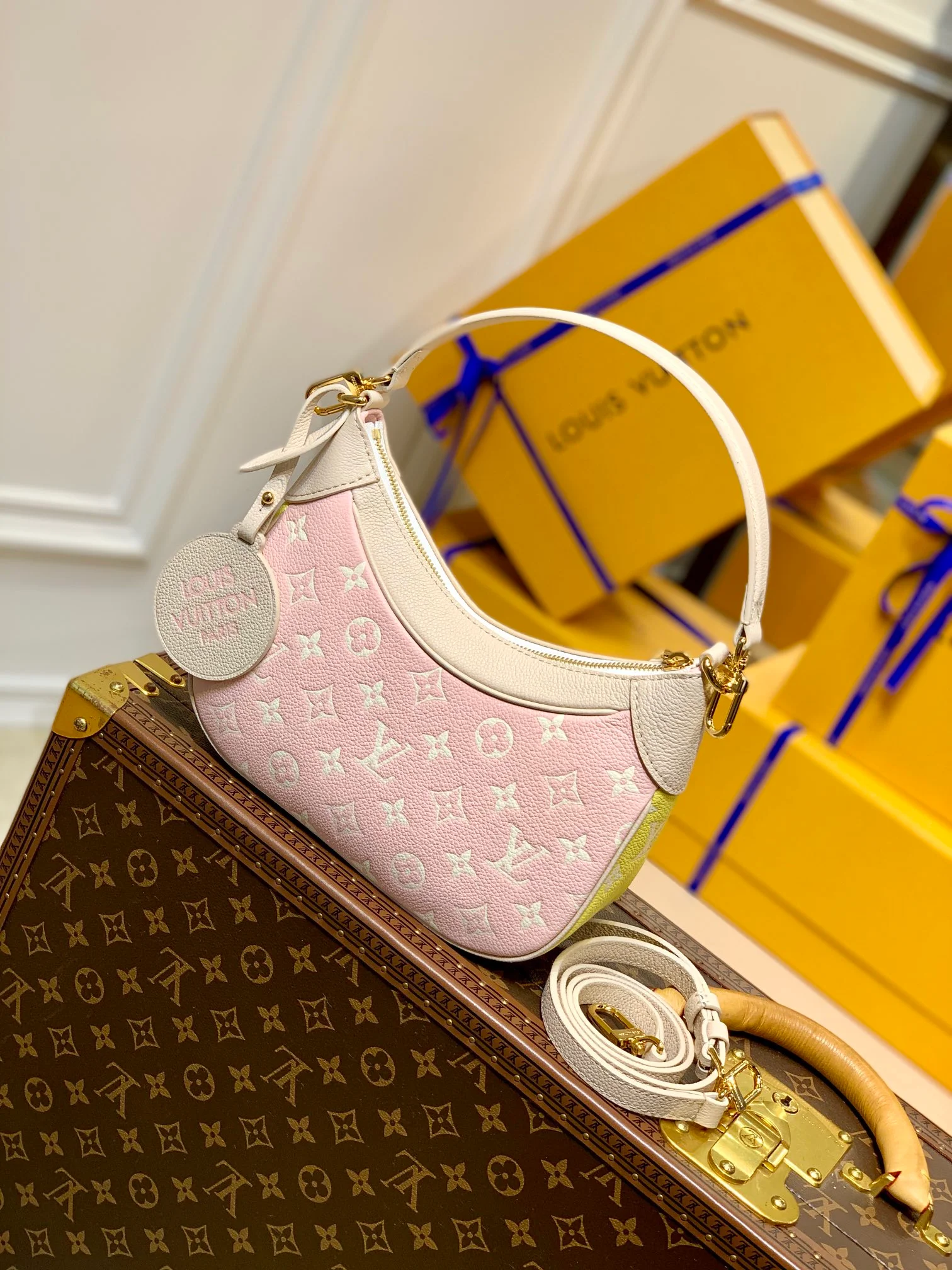 Louis Vuitton Bagatelle Handbags-M46112-22*14*9CM