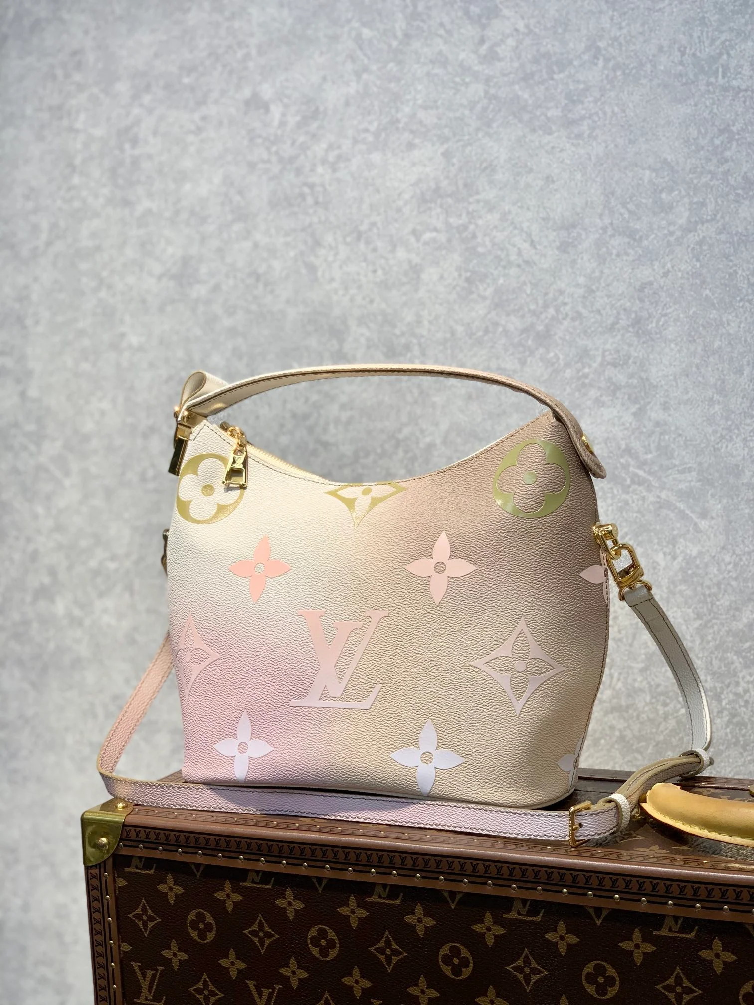 Louis Vuitton Bagatelle Handbags-M46112-22*14*9CM