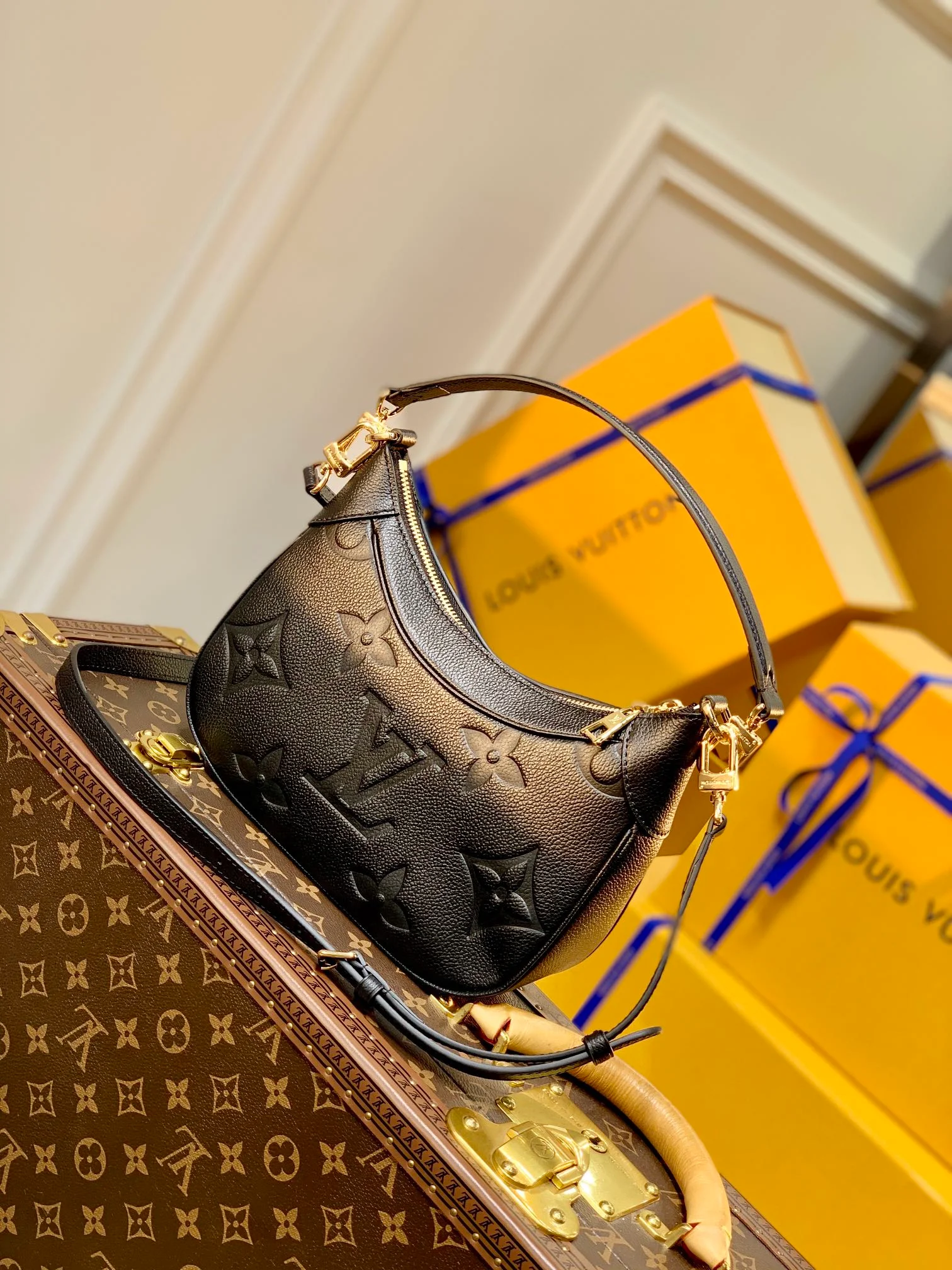 Louis Vuitton Bagatelle Handbags-M46112-22*14*9CM