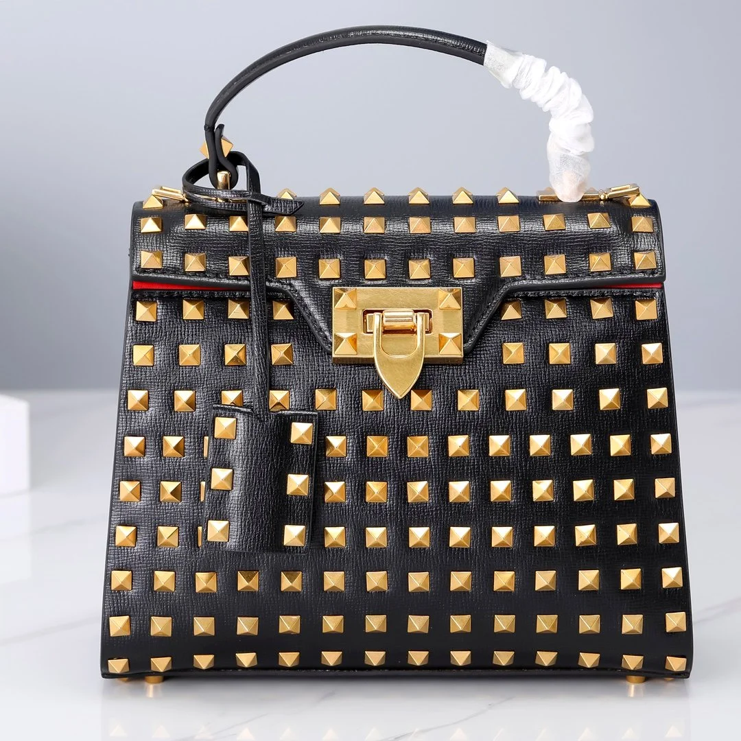 Valentino Garavani Rockstud Alcove-22*17*9CM