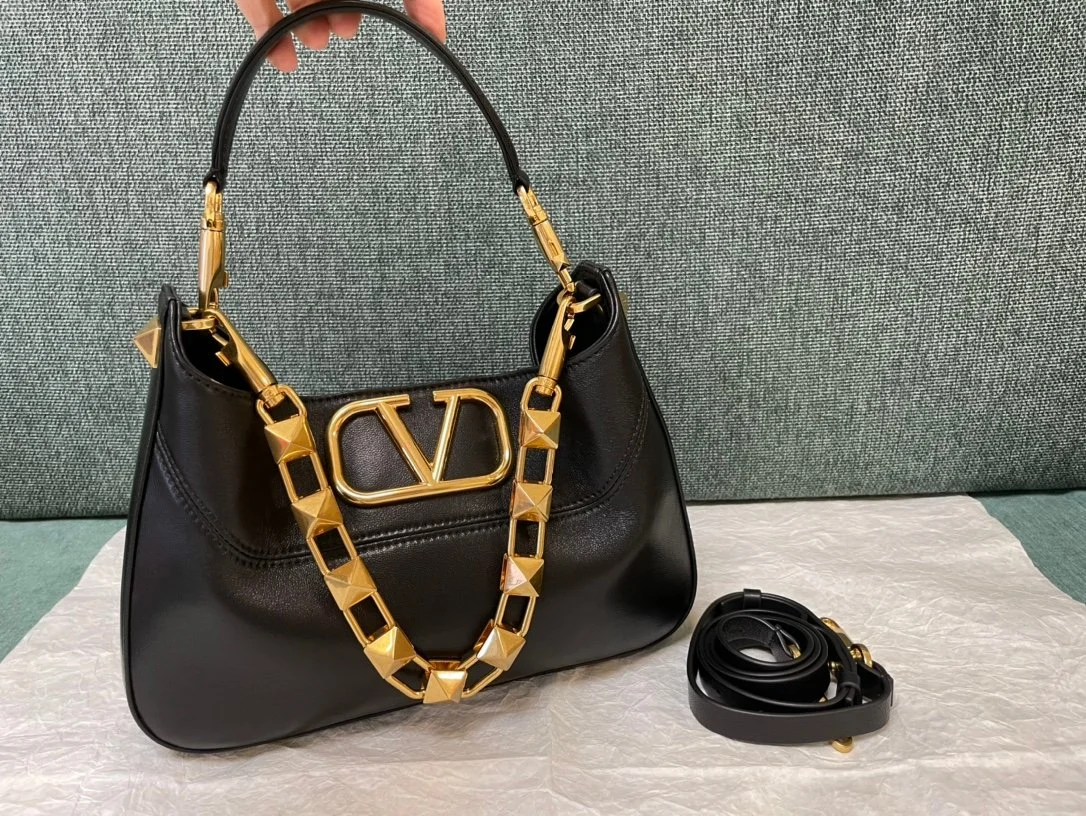 Valentino Garavani StudSign-28*22*7CM