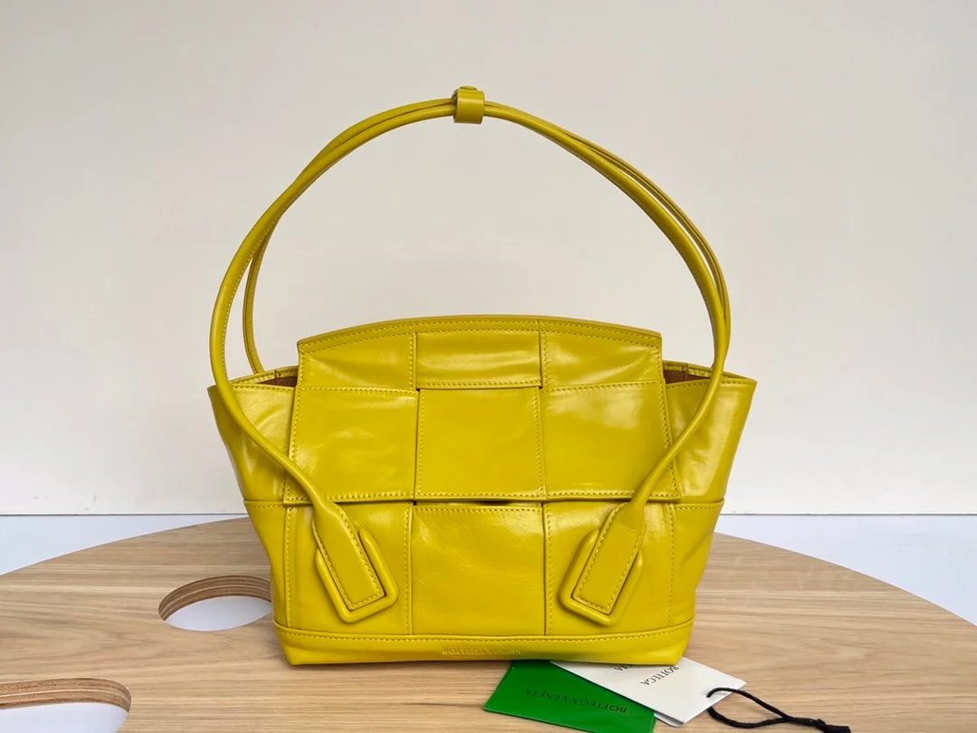 Bottega Veneta Arco Bag-23x21X9CM