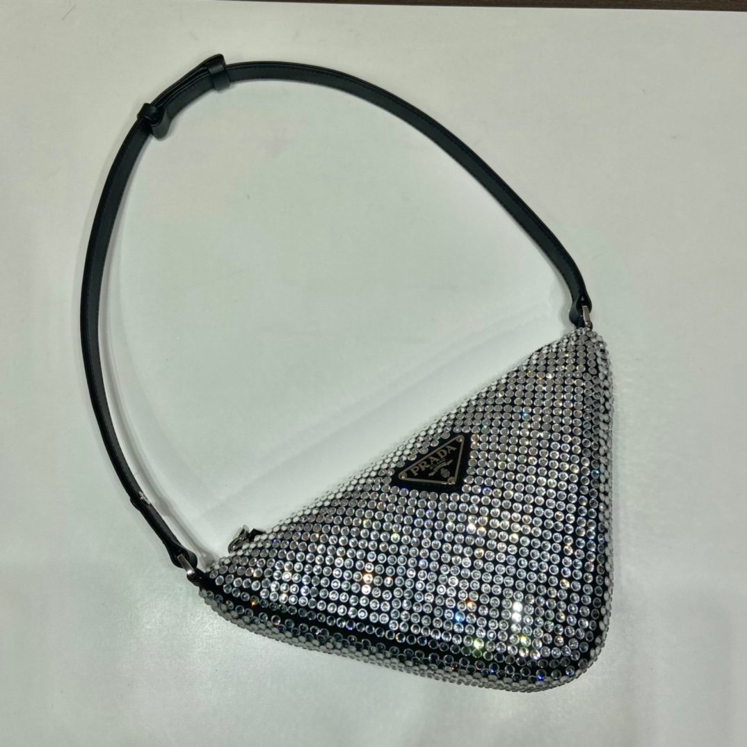 Prada Triangle Handbags lNQ044-26*15*5.5CM
