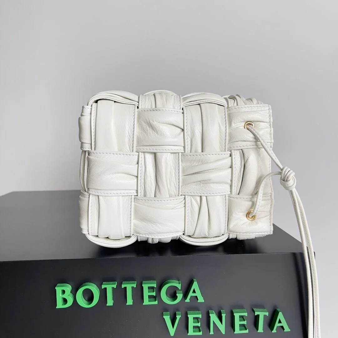 Bottega Veneta Mini Bucket-18*14*14CM