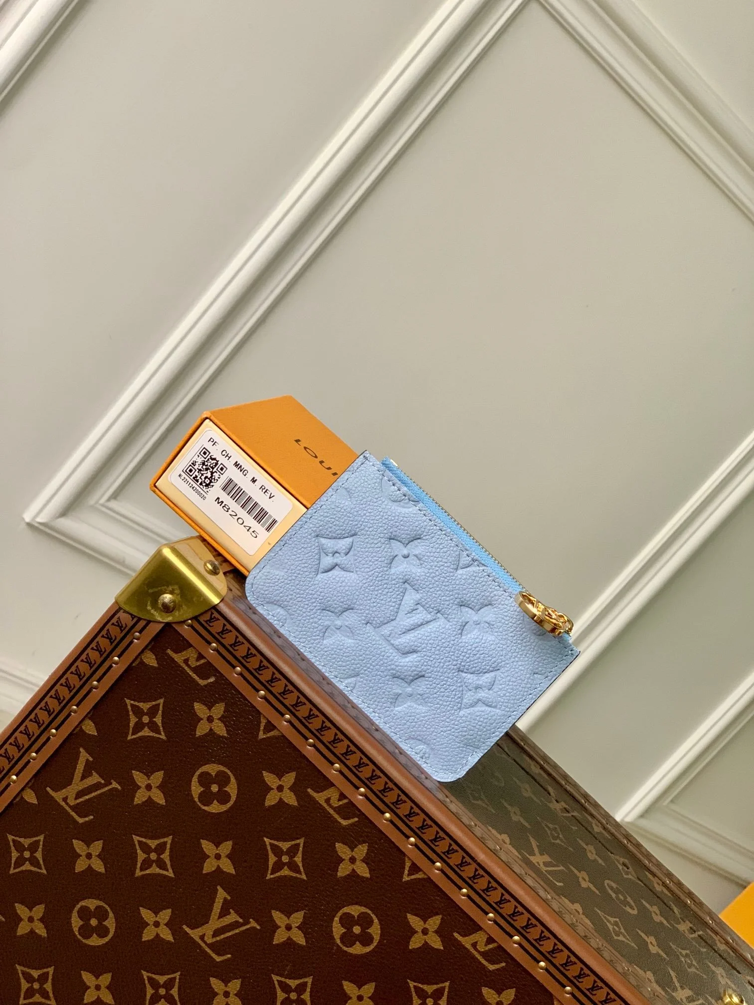 Louis Vuitton Wallet-M81881-12 x 8 x 0.8CM