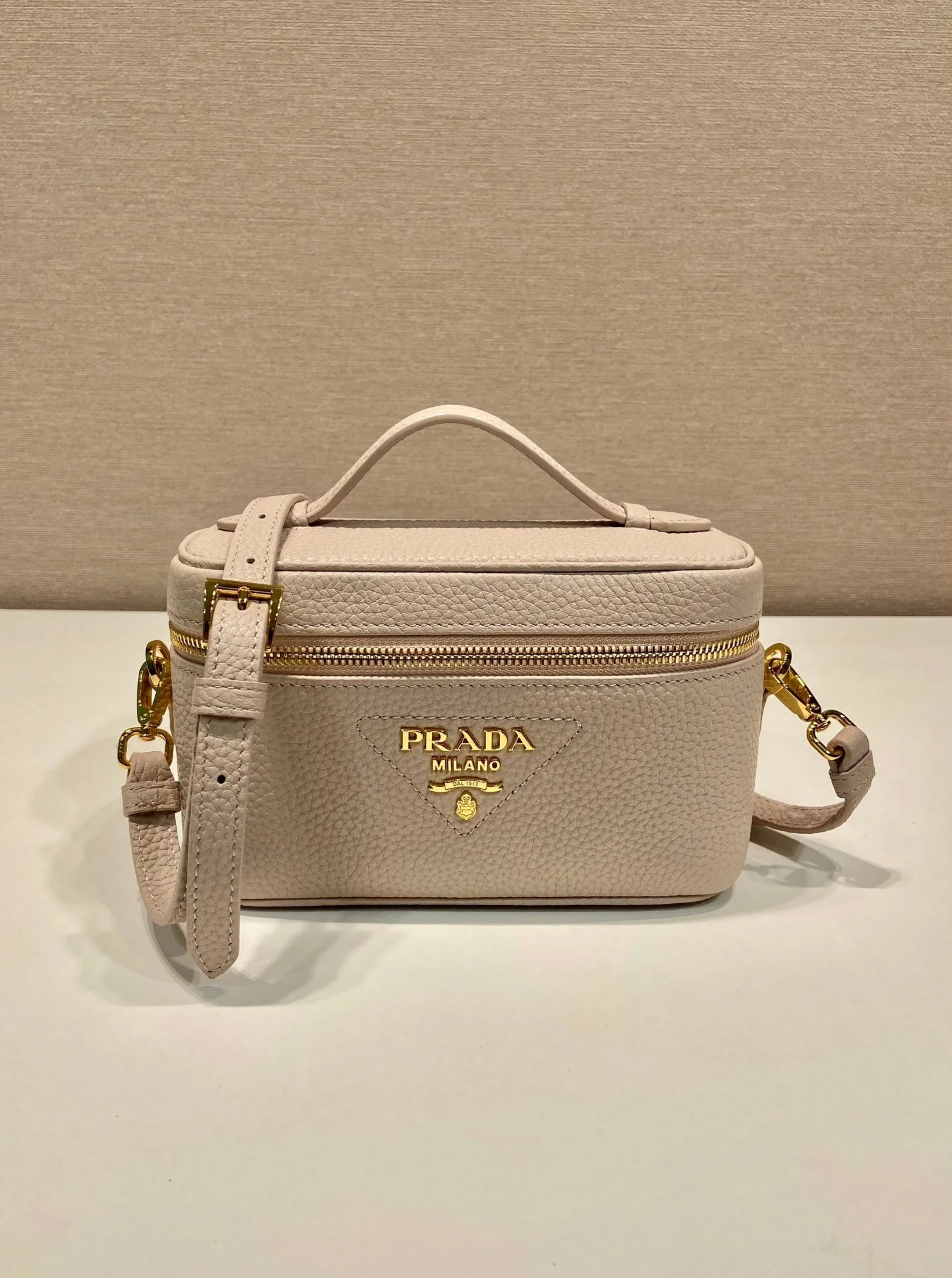 Prada 1BH202 Cosmetic Bag-18*11.5*7.5CM