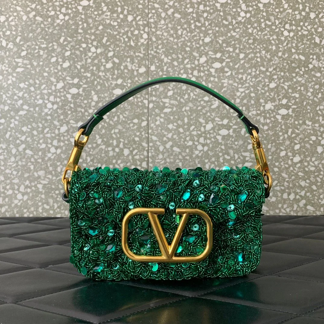 Valentino Garavani Mini Loc-19✖️10.5✖️5CM
