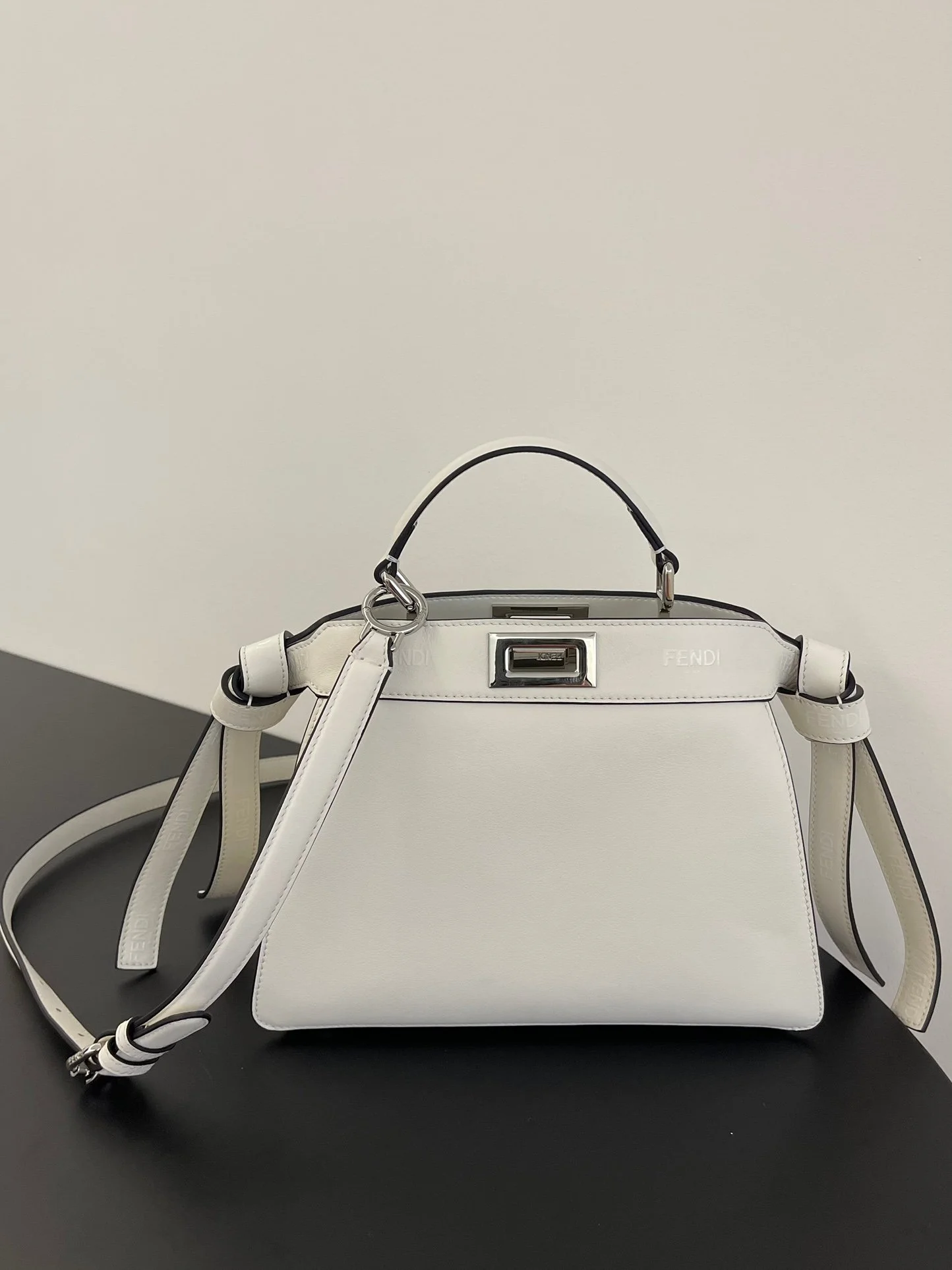 Fendi Peekaboo-27x21x9.5CM