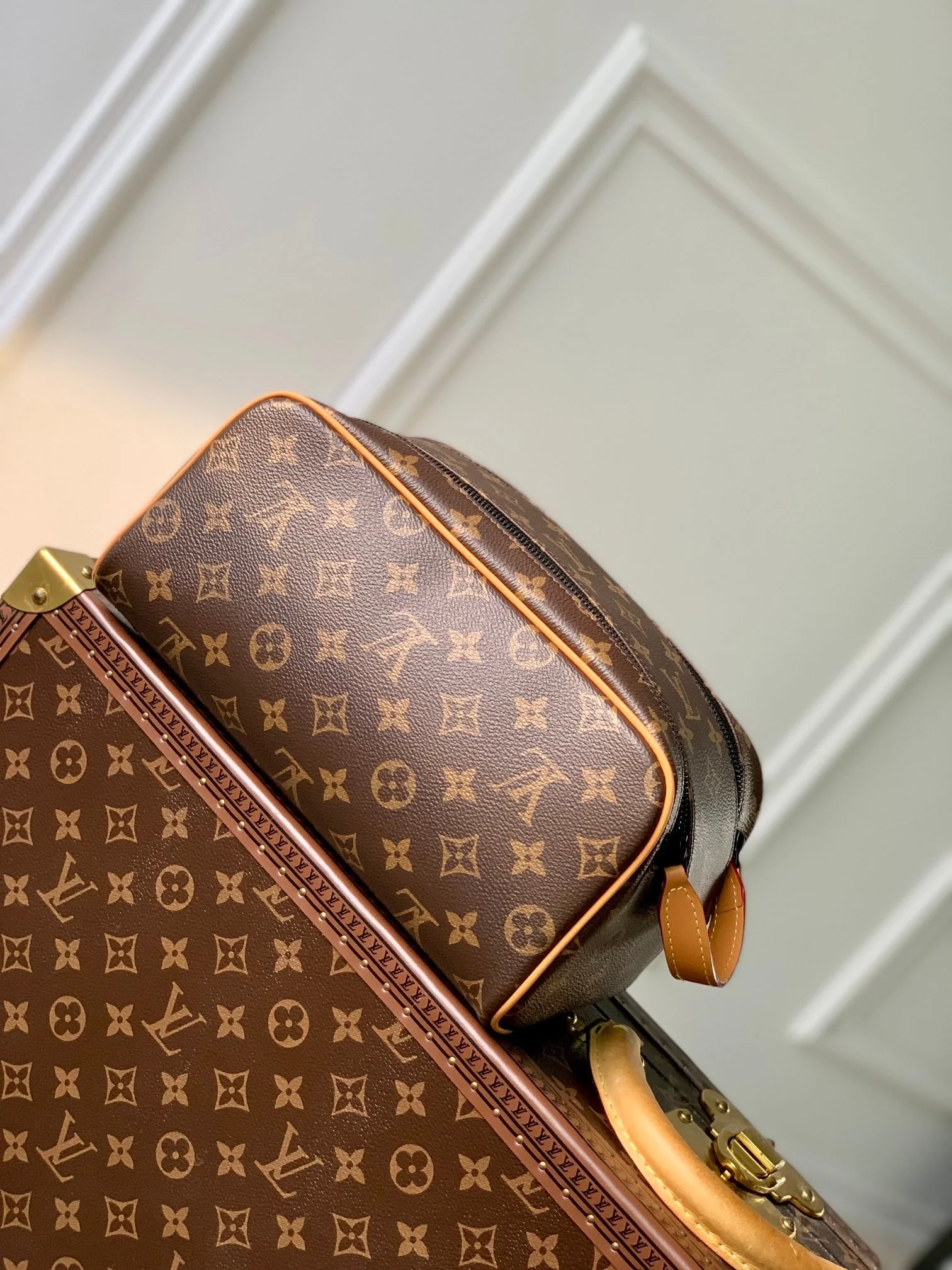 Louis Vuitton Dopu Cosmetic bag-M46696-28x15x16.5CM