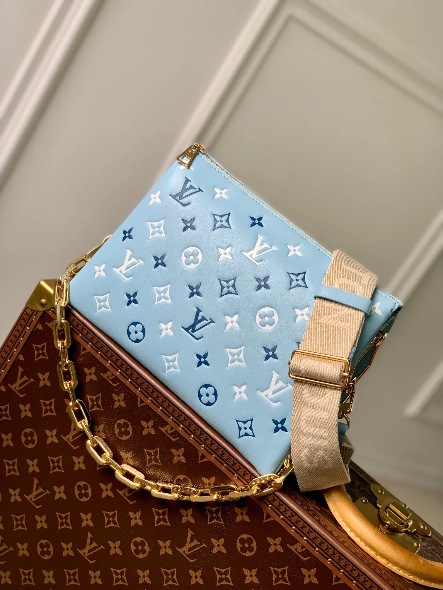 Louis Vuitton Coussin Handbags-M2295-26*20*12CM